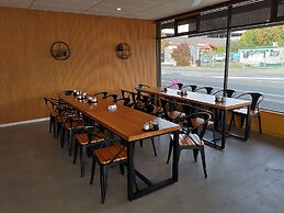 162 Kings of Riccarton Motel