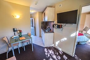 162 Kings of Riccarton Motel