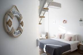 Anemomiloi Andros Boutique Hotel