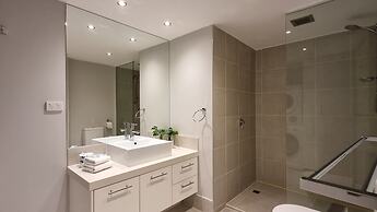 Breakers North Absolute Beachfront Apartments