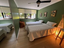 Breakers North Absolute Beachfront Apartments