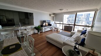 Breakers North Absolute Beachfront Apartments