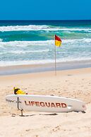 Breakers North Absolute Beachfront Apartments