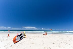 Breakers North Absolute Beachfront Apartments