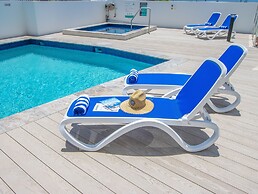 Breakers North Absolute Beachfront Apartments