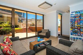 Breakers North Absolute Beachfront Apartments