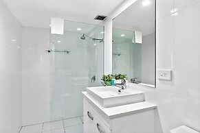 Breakers North Absolute Beachfront Apartments