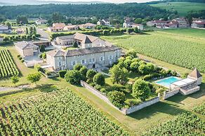 Le Chateau De Besseuil