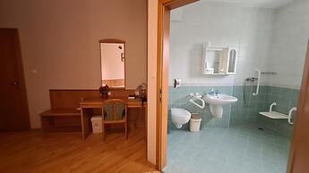 Aqua Therm Hotel