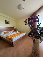 Aqua Therm Hotel