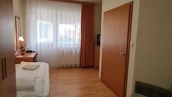 Aqua Therm Hotel