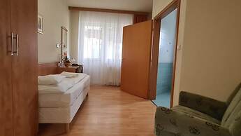 Aqua Therm Hotel