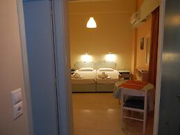 Aloe Apartments & Studios