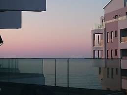 Aloe Apartments & Studios