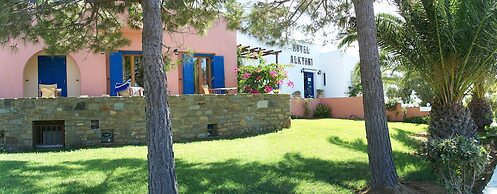Alkyoni Beach Hotel