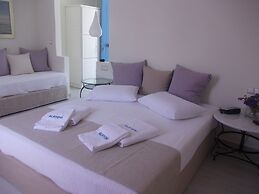 Alkyoni Beach Hotel