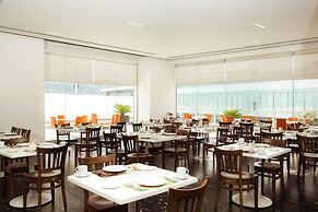 Fiesta Inn Monterrey Tecnológico