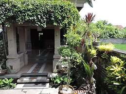 Nick's Hidden Cottages