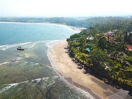 Puri Dajuma Beach Eco-Resort & Spa