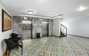 Puri Saron Baruna Beach