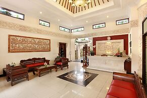 The Batu Belig Hotel & Spa