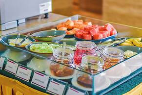 The Lokha Legian Resort & Spa