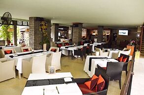 The Lokha Legian Resort & Spa