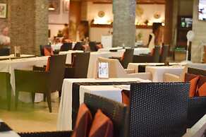 The Lokha Legian Resort & Spa