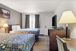 Rodeway Inn Billings Logan Intl Airport, Near St. Vincent Hospital