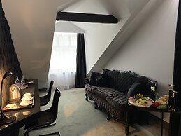 Hotel Fado