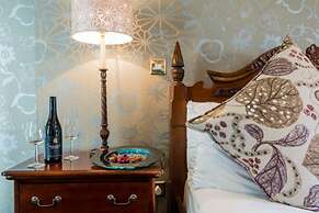 The Coed-Y-Mwstwr Hotel