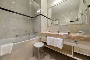 Hotel Kvarner Palace