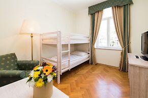 Hotel Kvarner Palace