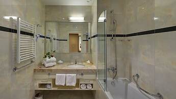 Hotel Kvarner Palace