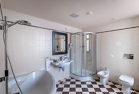 Europa Royale Bucharest