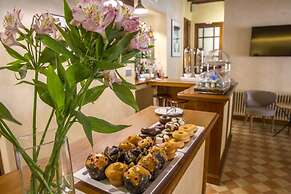 Hotel y Apartamentos DES PUIG