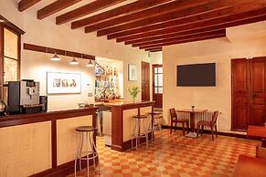 Hotel y Apartamentos DES PUIG