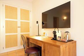 Hotel y Apartamentos DES PUIG