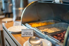 Netuanah Praia Hotel