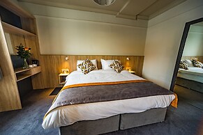 The Old Quarter Townhouse