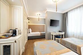 Raymond Hotel Old City