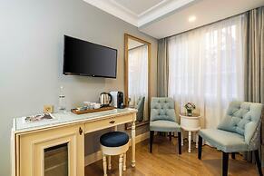 Raymond Hotel Old City