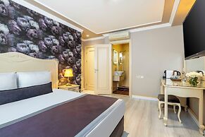Raymond Hotel Old City
