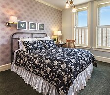 Washington House Inn