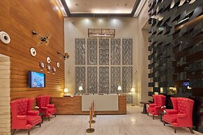 Royal Orchid Central Grazia