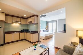 Evergreen Place Siam by UHG