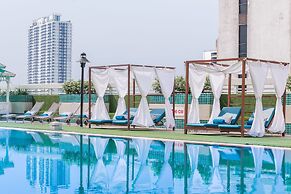 Evergreen Place Siam by UHG