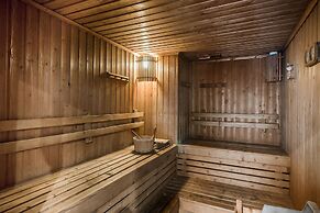 Evergreen Place Siam by UHG