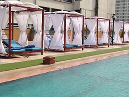 Evergreen Place Siam by UHG