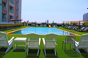 Evergreen Place Siam by UHG